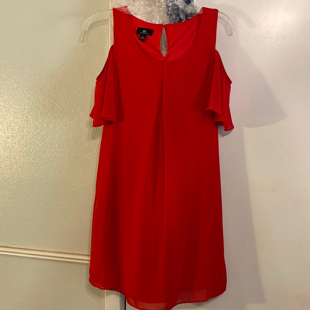Bright red flowy dress with shoulder cut outs. (Size M)